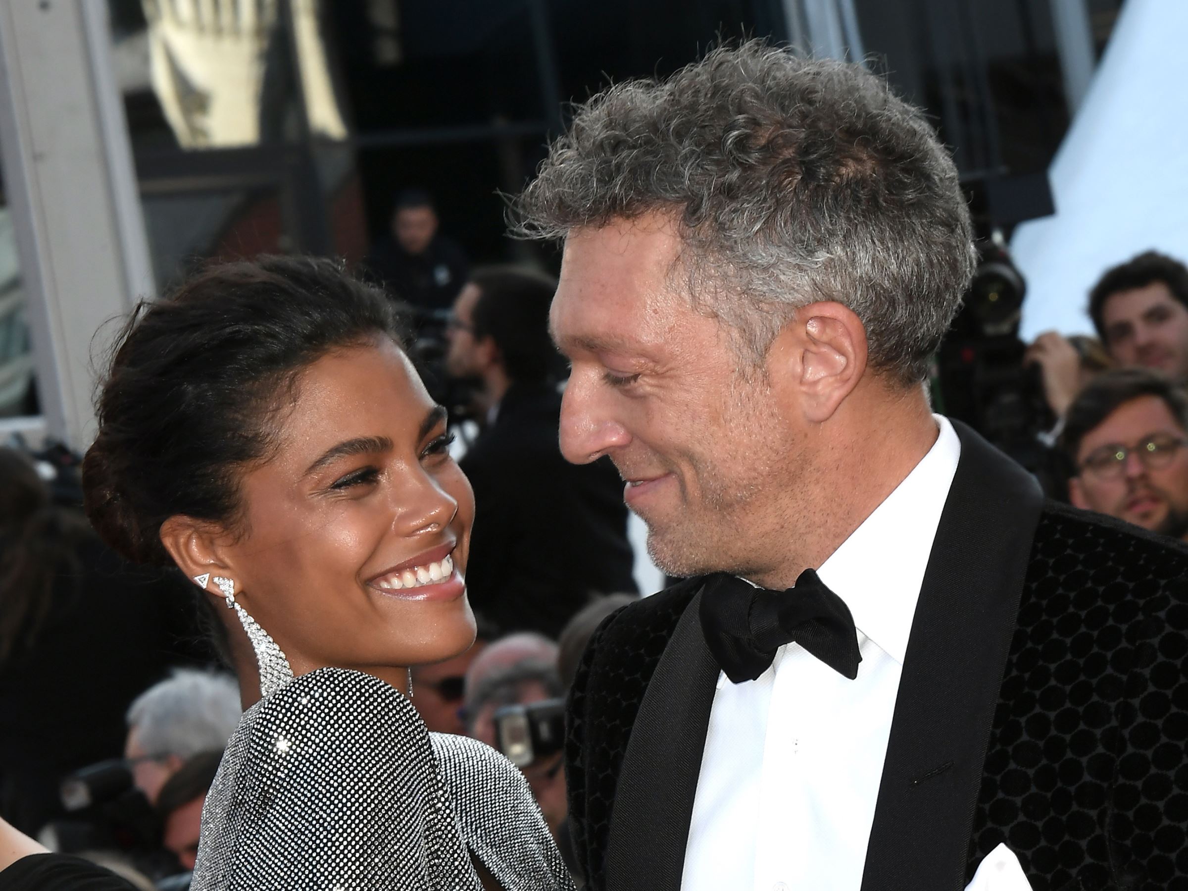 Tina Kunakey enceinte et amoureuse : Son cri du cœur pour Vincent Cassel