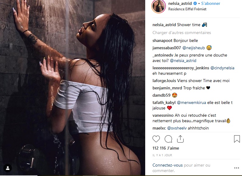 Astrid Nelsia fait monter la température et pose nue sous la douche