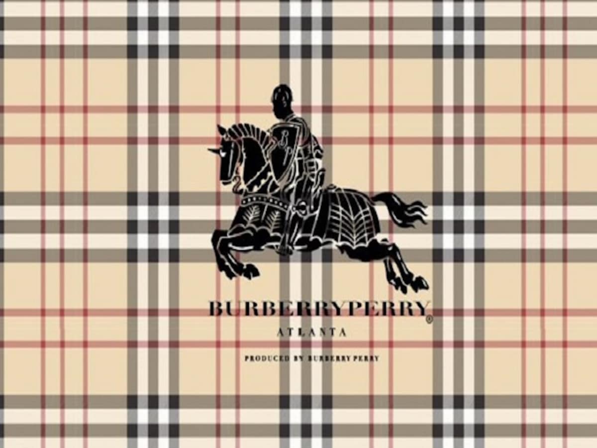 Burberry : La célèbre marque accusée d'inciter au suicide...