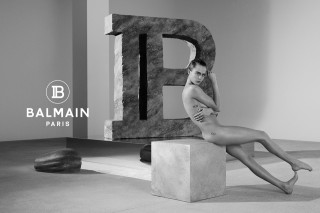 Cara Delevingne pose entièrement nue pour une nouvelle campagne publicitaire