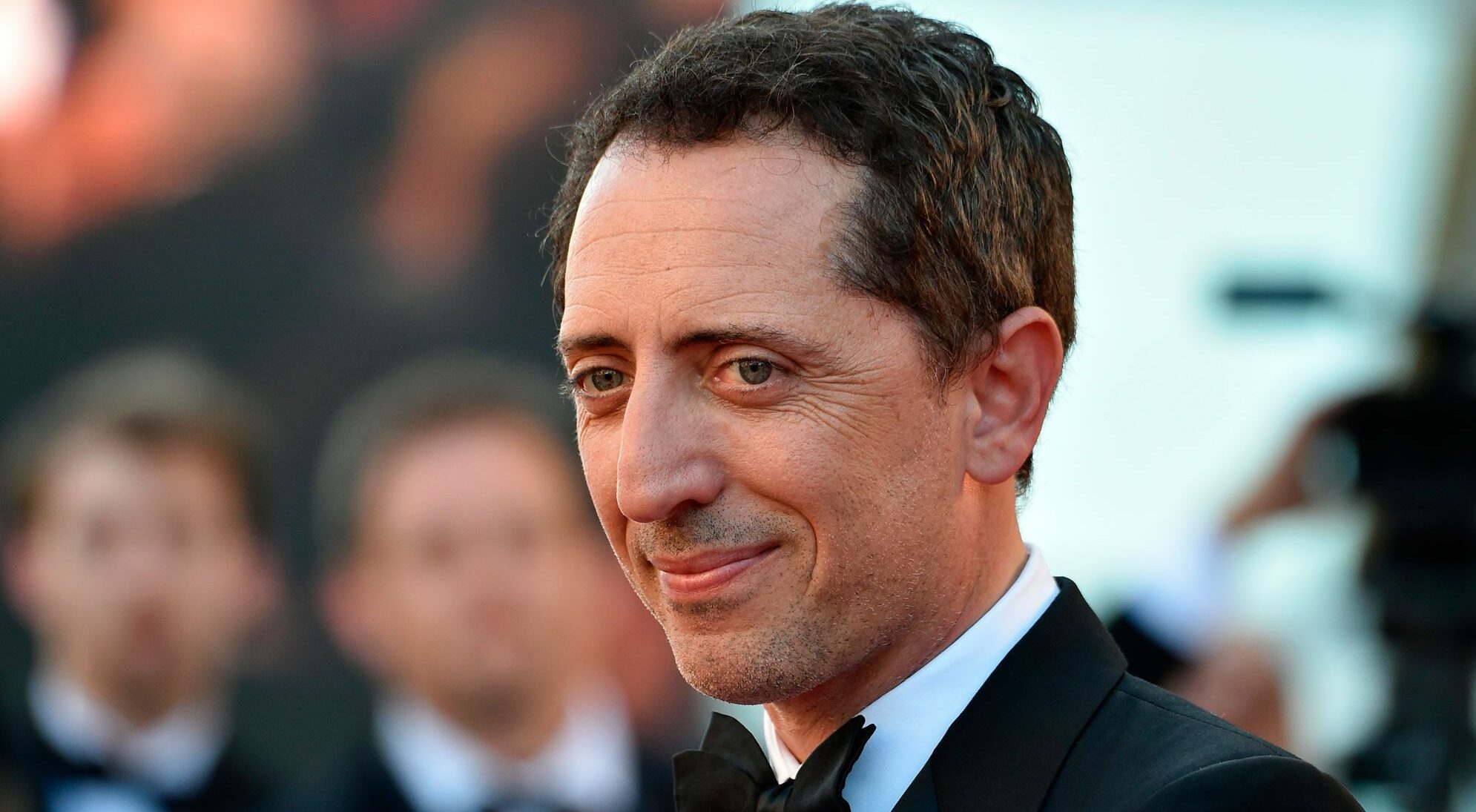 Gad Elmaleh accusé de plagiat : L’humoriste sort enfin de son silence