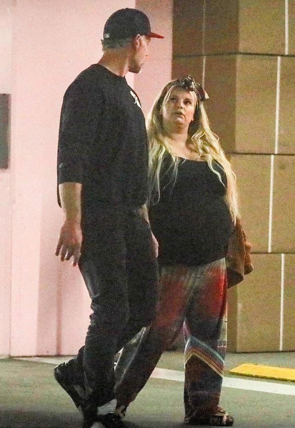 Jessica Simpson enceinte : elle est totalement méconnaissable