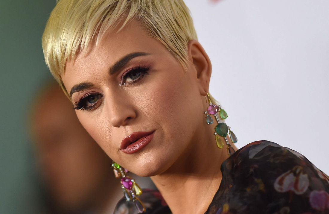 Katy Perry raciste ? Elle fait face à un énorme scandale sur les réseaux sociaux