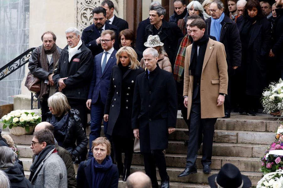 Obsèques de Michel Legrand : De Brigitte Macron à Smaïn, de nombreuses personnalités rendent hommage au compositeur