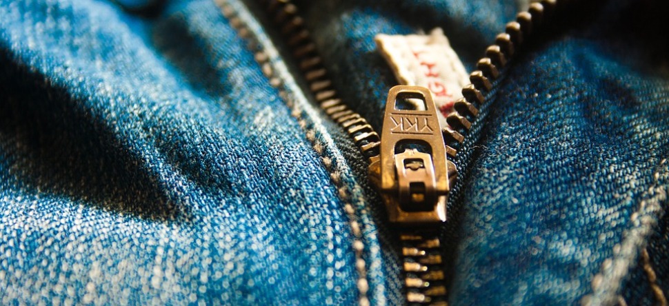 Mode : un jean à 330 euros interpelle les internautes