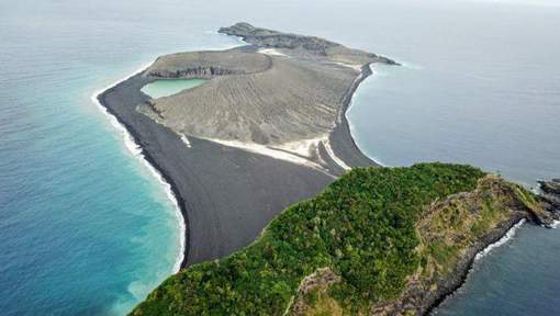 Une île mystérieuse apparue dans le Pacifique intrigue les scientifiques