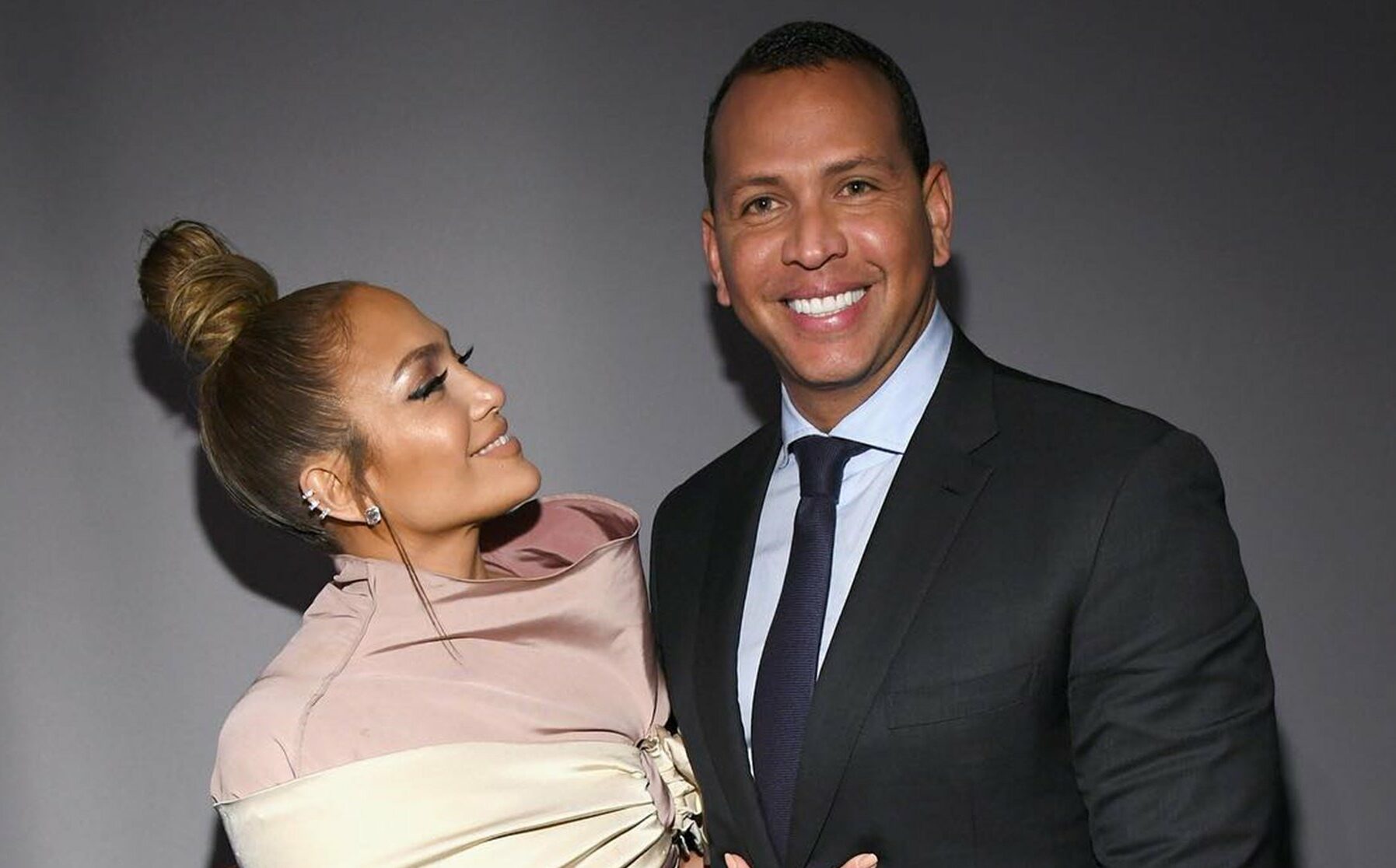 Alex Rodriguez infidèle à Jennifer Lopez ? Un célèbre sportif balance !