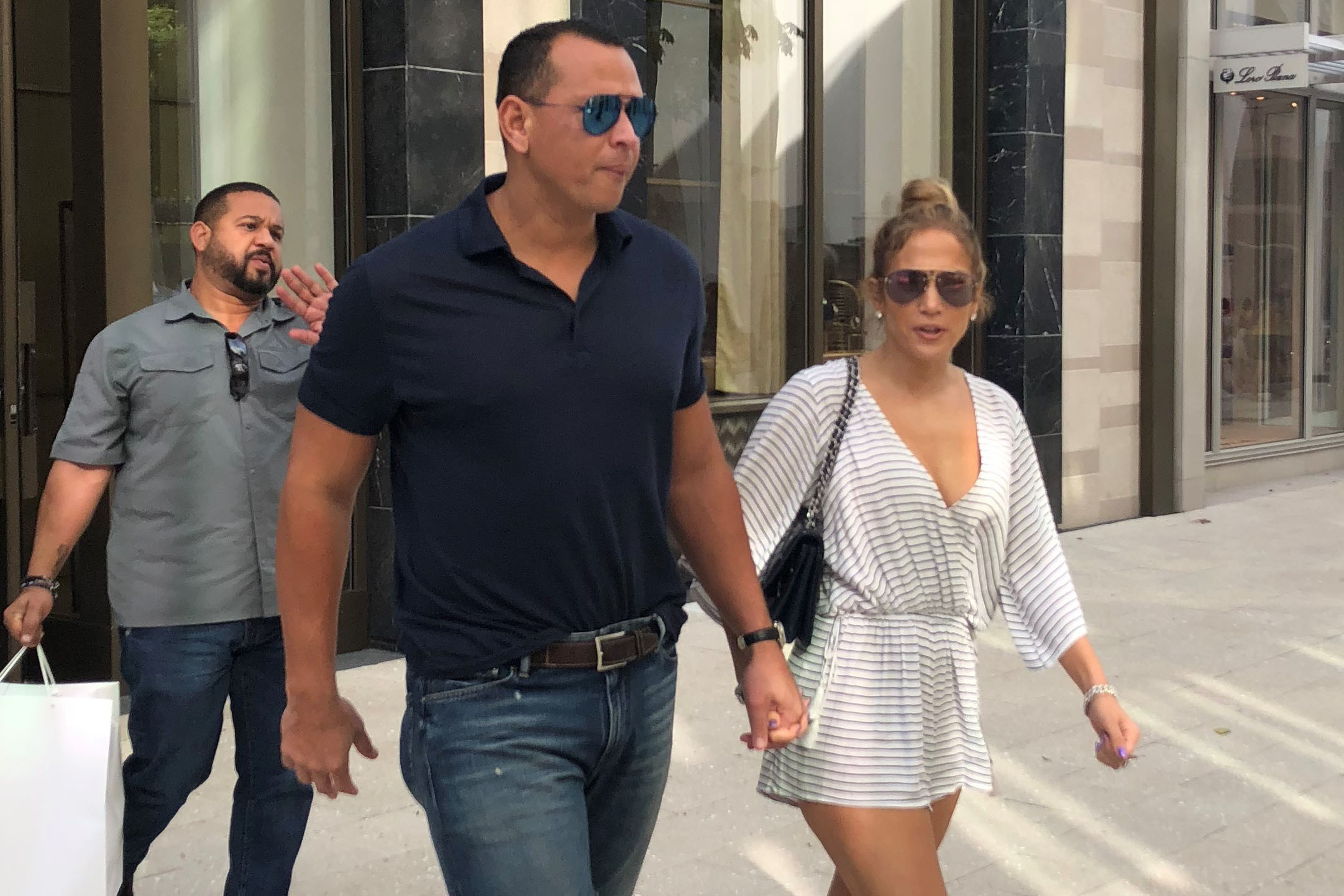 Alex Rodriguez infidèle ? Un mannequin balance à son tour sur le fiancé de Jennifer Lopez