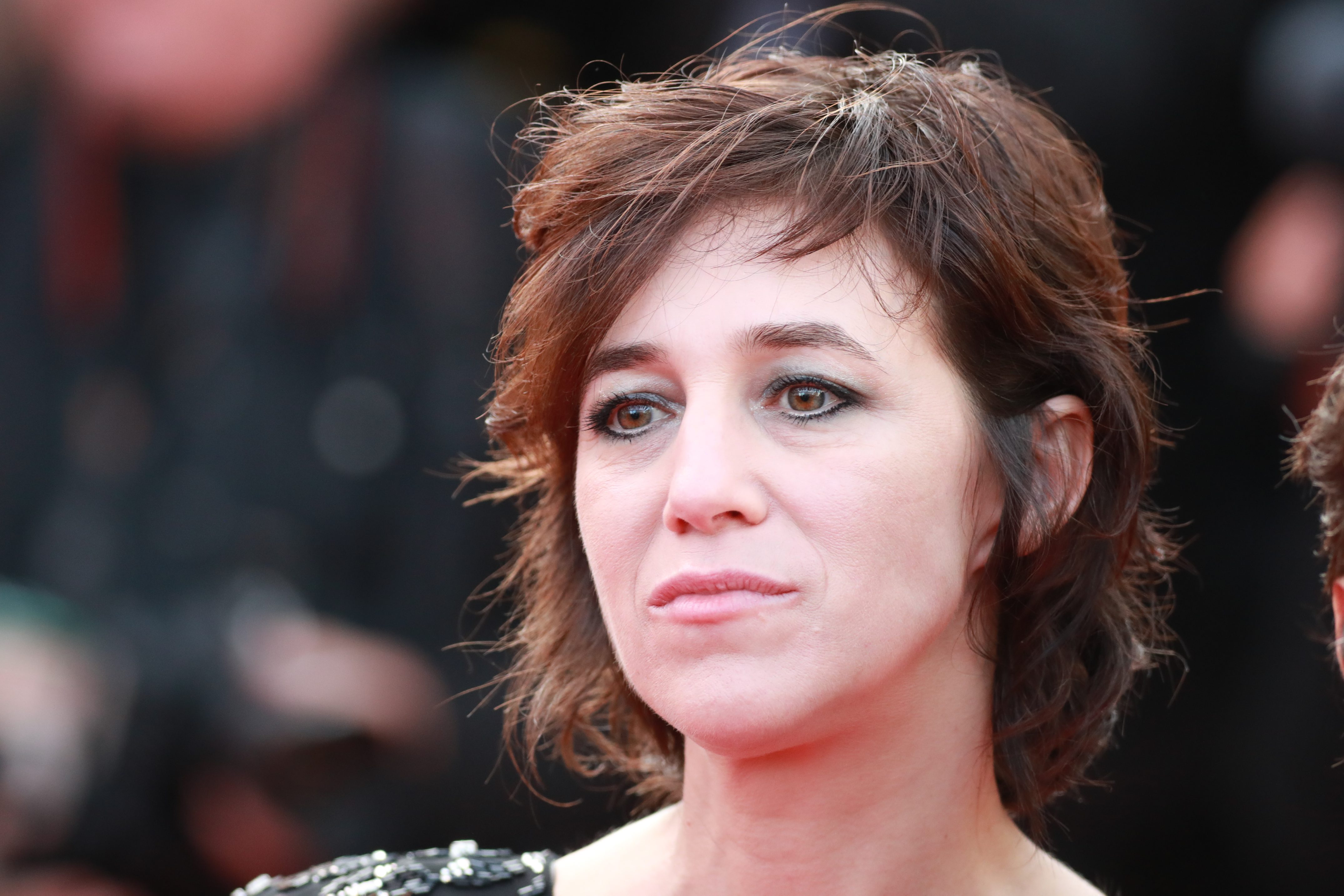 Charlotte Gainsbourg : Elle défend Michael Jackson et se fait lyncher