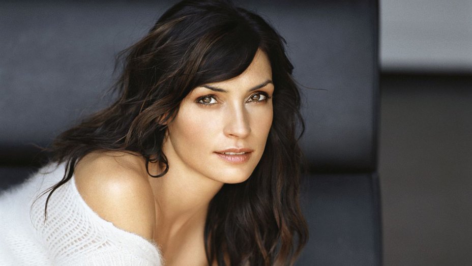 Chirurgie esthétique : L’actrice Famke Janssen est-elle allée trop loin ?