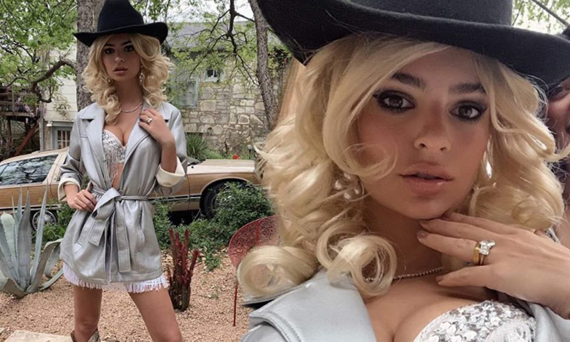 Emily Ratajkowksi joue à la cowgirl ultra-sexy