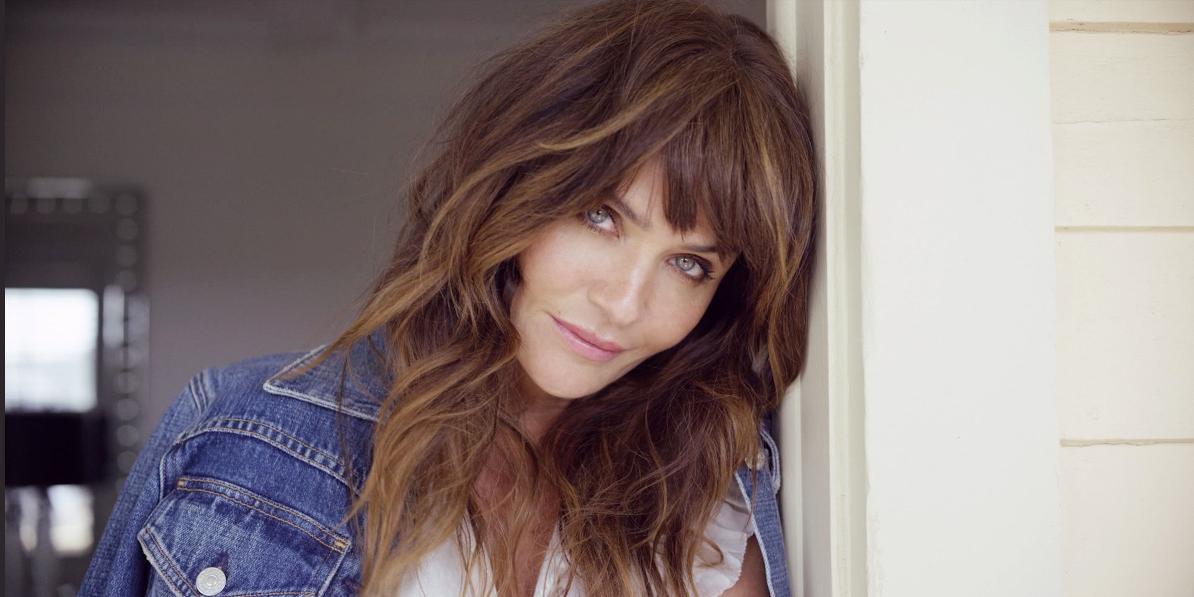 Helena Christensen pose nue à 50 ans : elle est sublime !