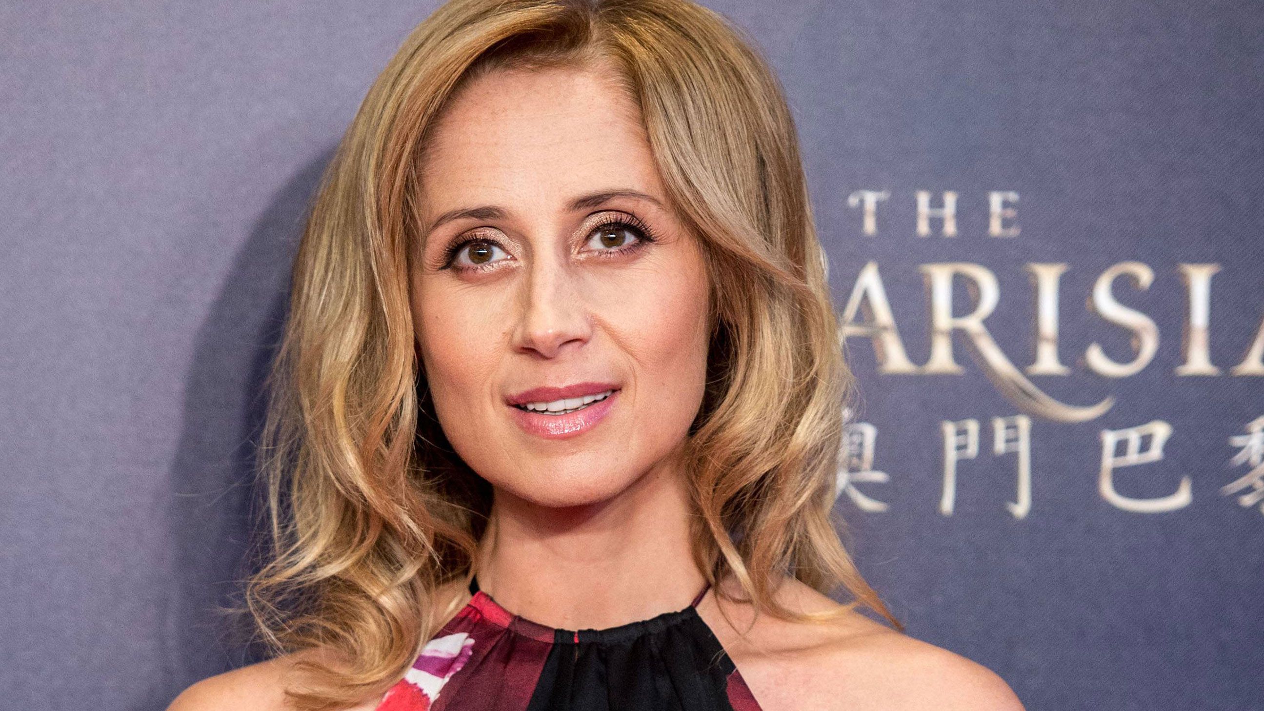 Lara Fabian en couple avec un homme plus jeune : Elle évoque leur différence d'âge