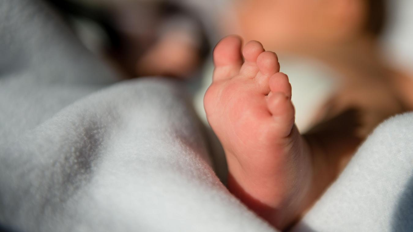 Maternité : Elle accouche de six bébés en 9 minutes