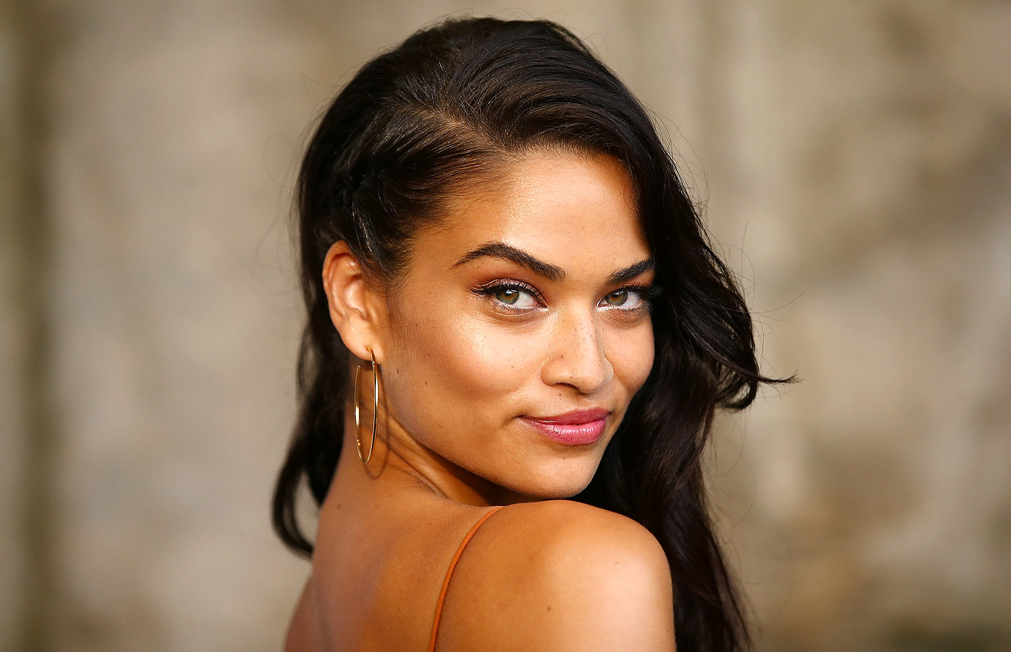 Shanina Shaik  : harcelée pour avoir posé nue pour la journée de la femme