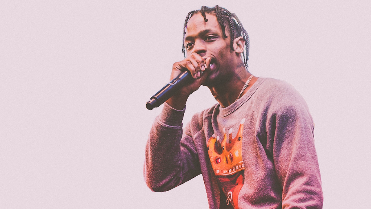 Travis Scott : Le rappeur clame son amour à Kylie Jenner en plein concert