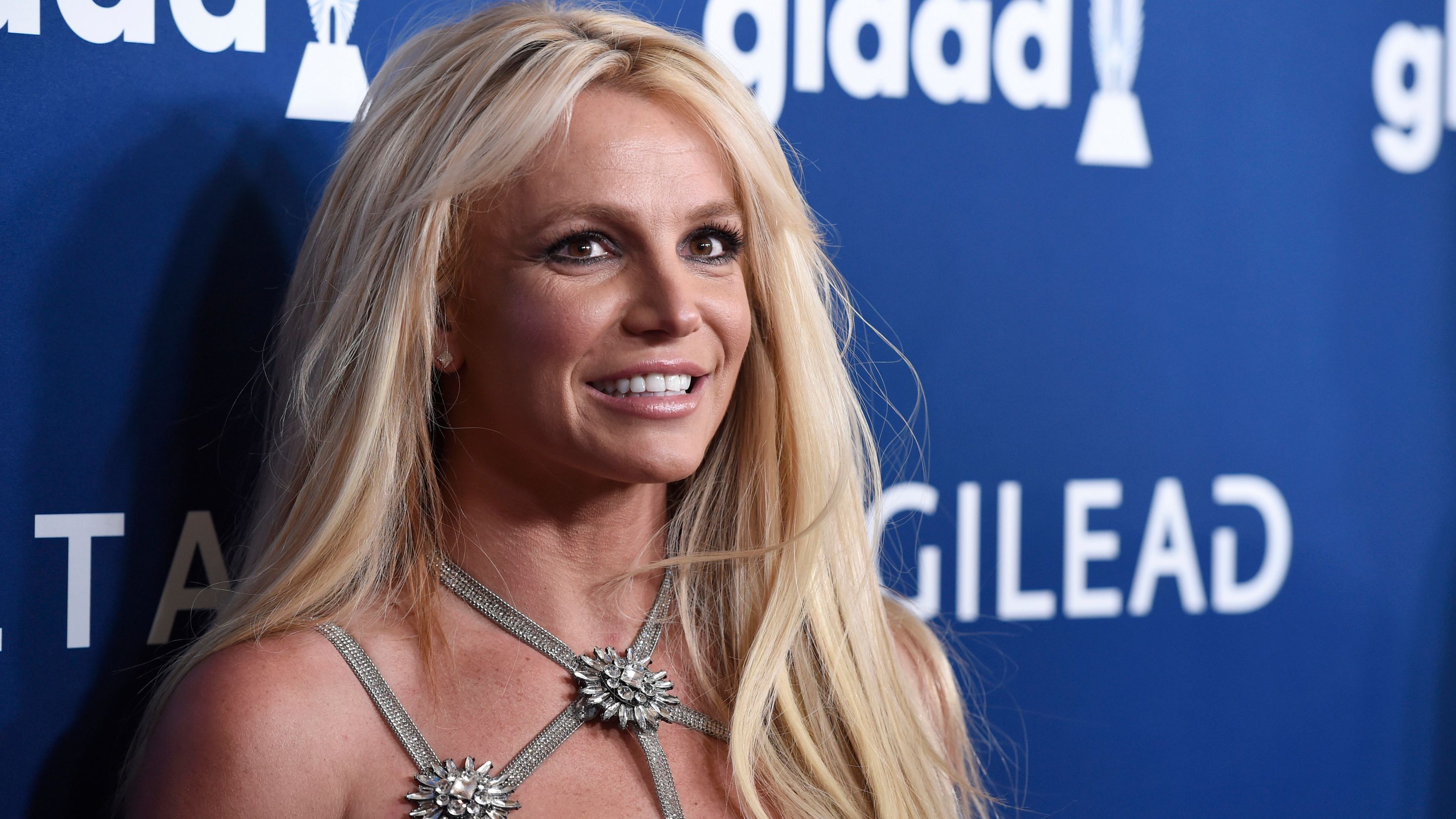 Britney Spears internée dans un établissement psychiatrique : Elle sort du silence !