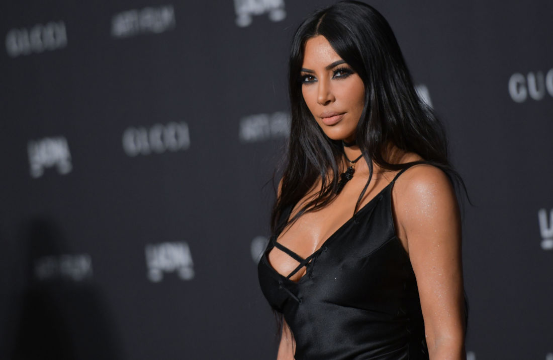 Kim Kardashian bientôt avocate ? La star de télé-réalité étudie le droit !