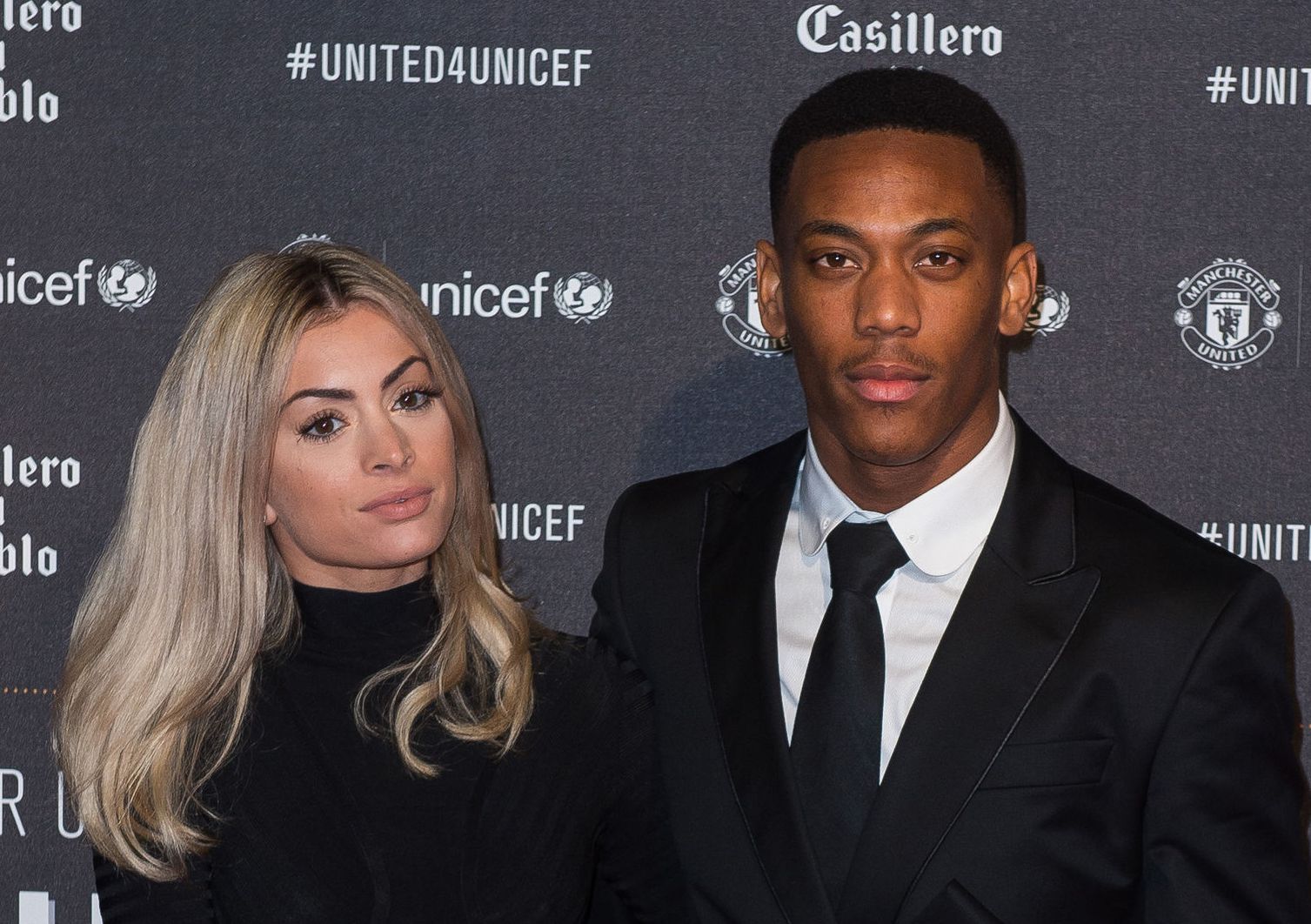 Mélanie Da Cruz prend la pose avec Anthony Martial