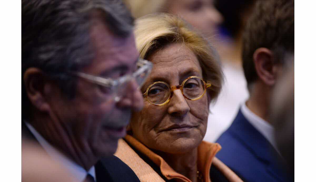 Patrick Balkany hospitalisé, sa femme l’annonce sur Facebook