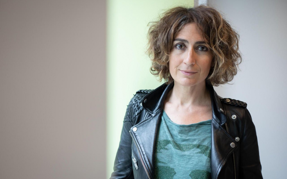 Isabelle Saporta en couple avec Yannick Jadot : Face à la polémique, la journaliste démissionne