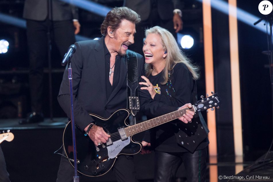 Johnny Hallyday jaloux de Véronique Sanson ? La chanteuse balance !