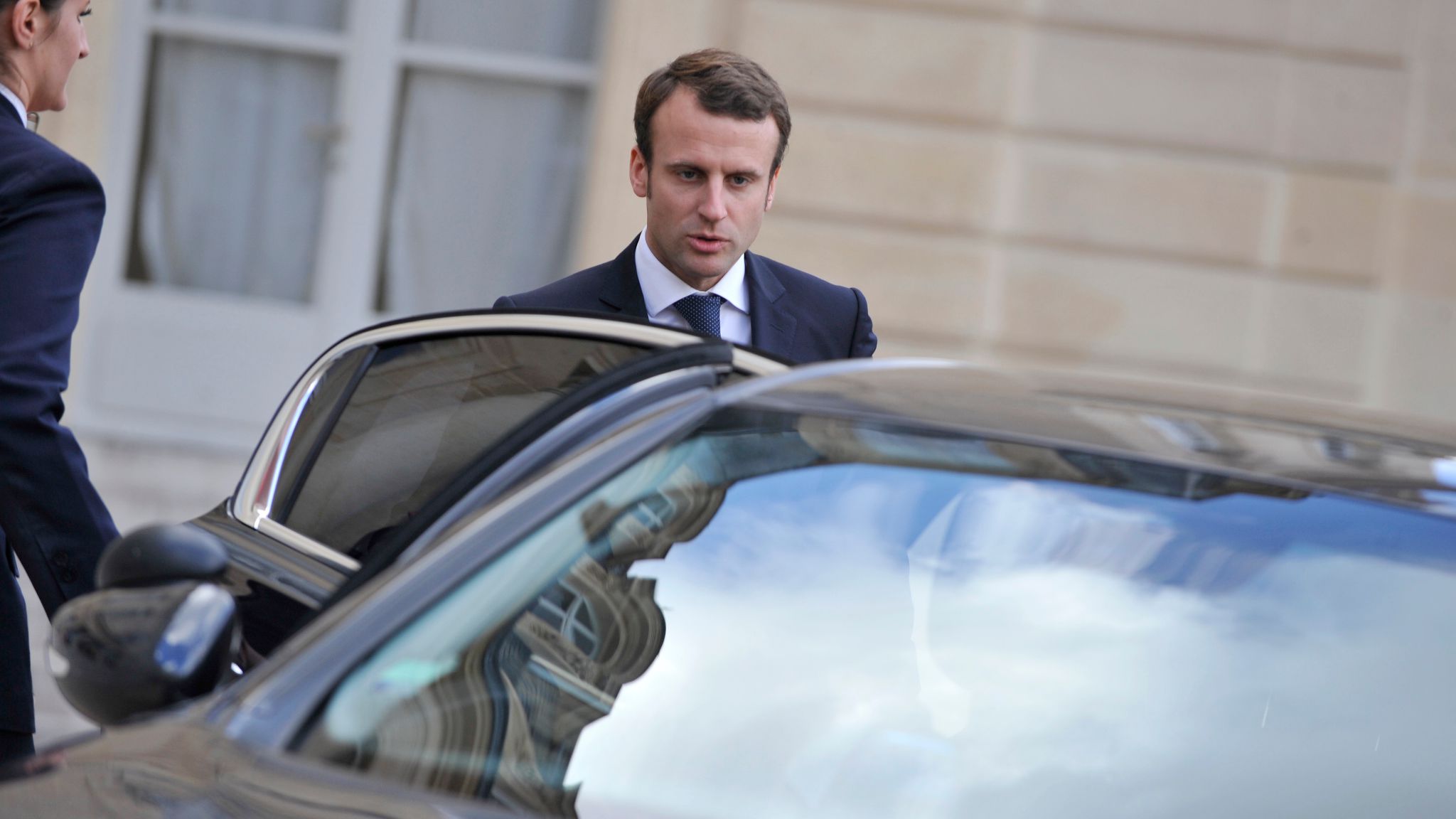 Un chauffeur d’Emmanuel Macron devant la justice après un délit de fuite