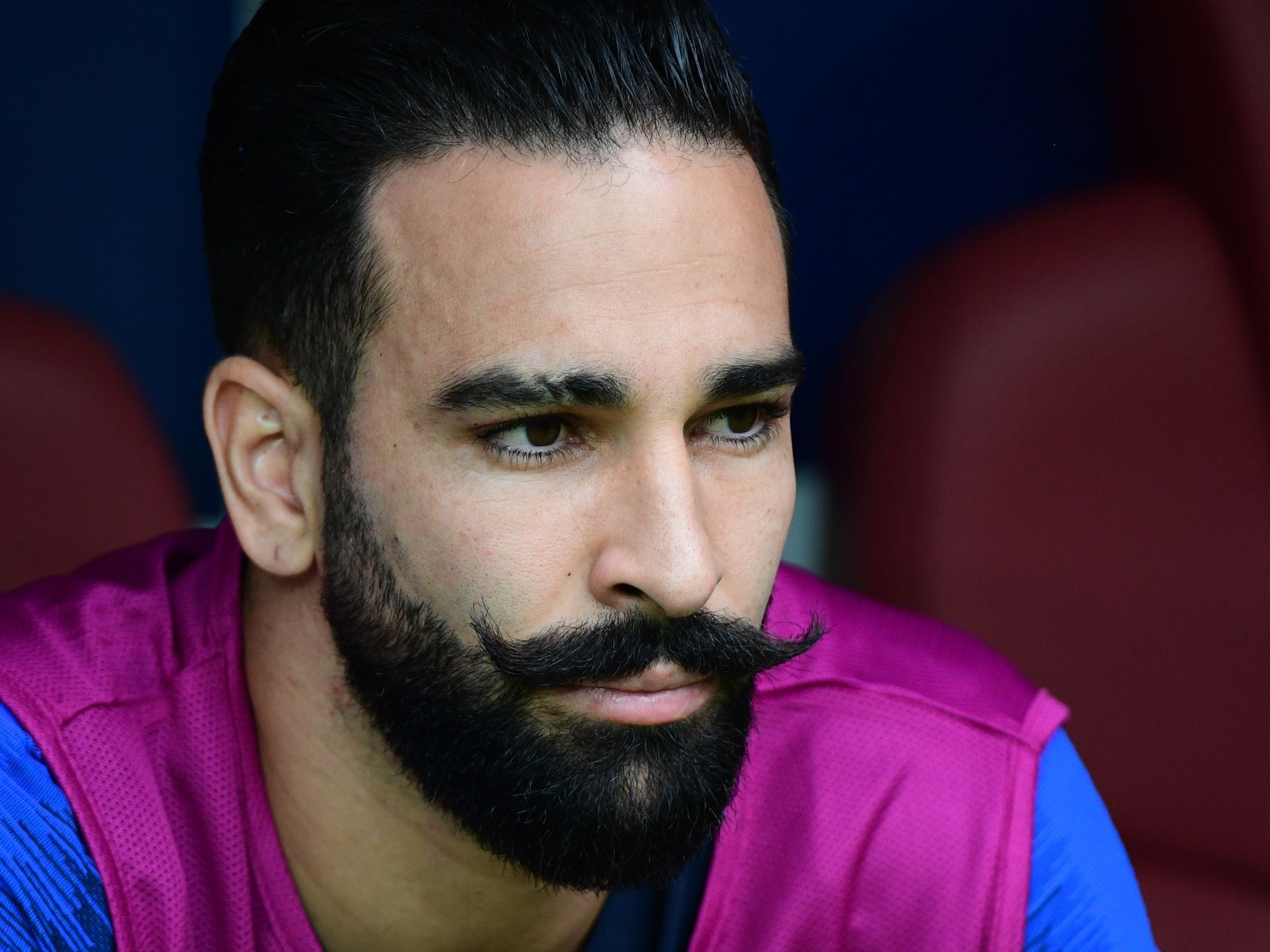 Adil Rami accusé de violences conjugales : Solidarité Femmes arrête leur collaboration !