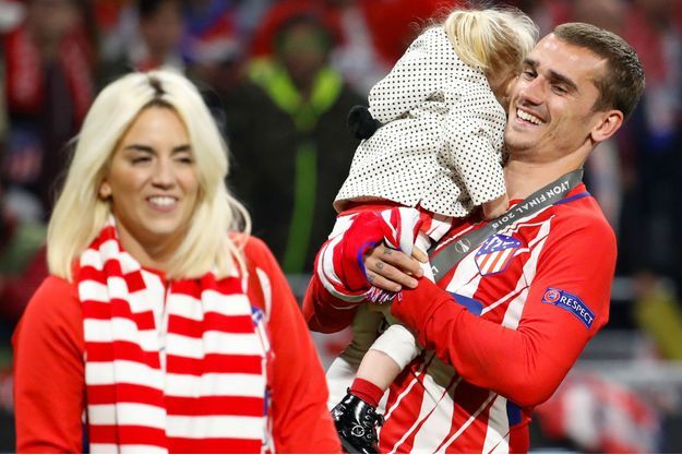 Antoine Griezmann : sa femme Erica Choperena pose avec sa "mini-me" dans un cliché adorable