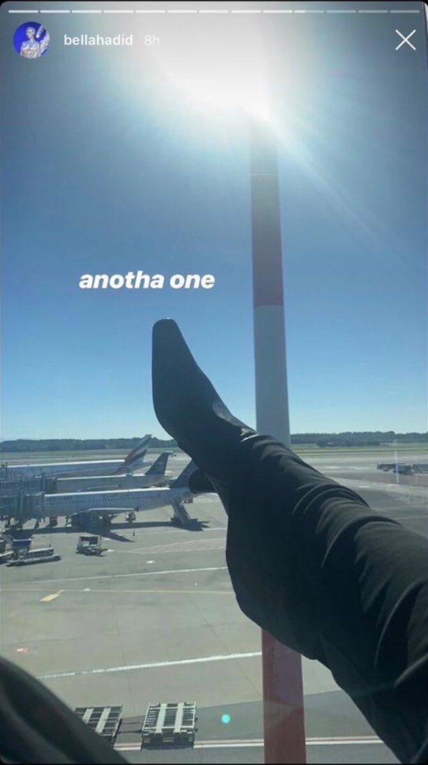 Bella Hadid s'attire la colère de l'Arabie Saoudite et des Emirats pour une photo... de son pied !