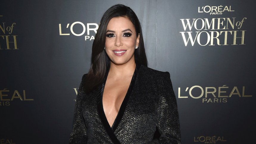 Eva Longoria dévoile des photos inédites de son fils à l'occasion de son premier anniversaire