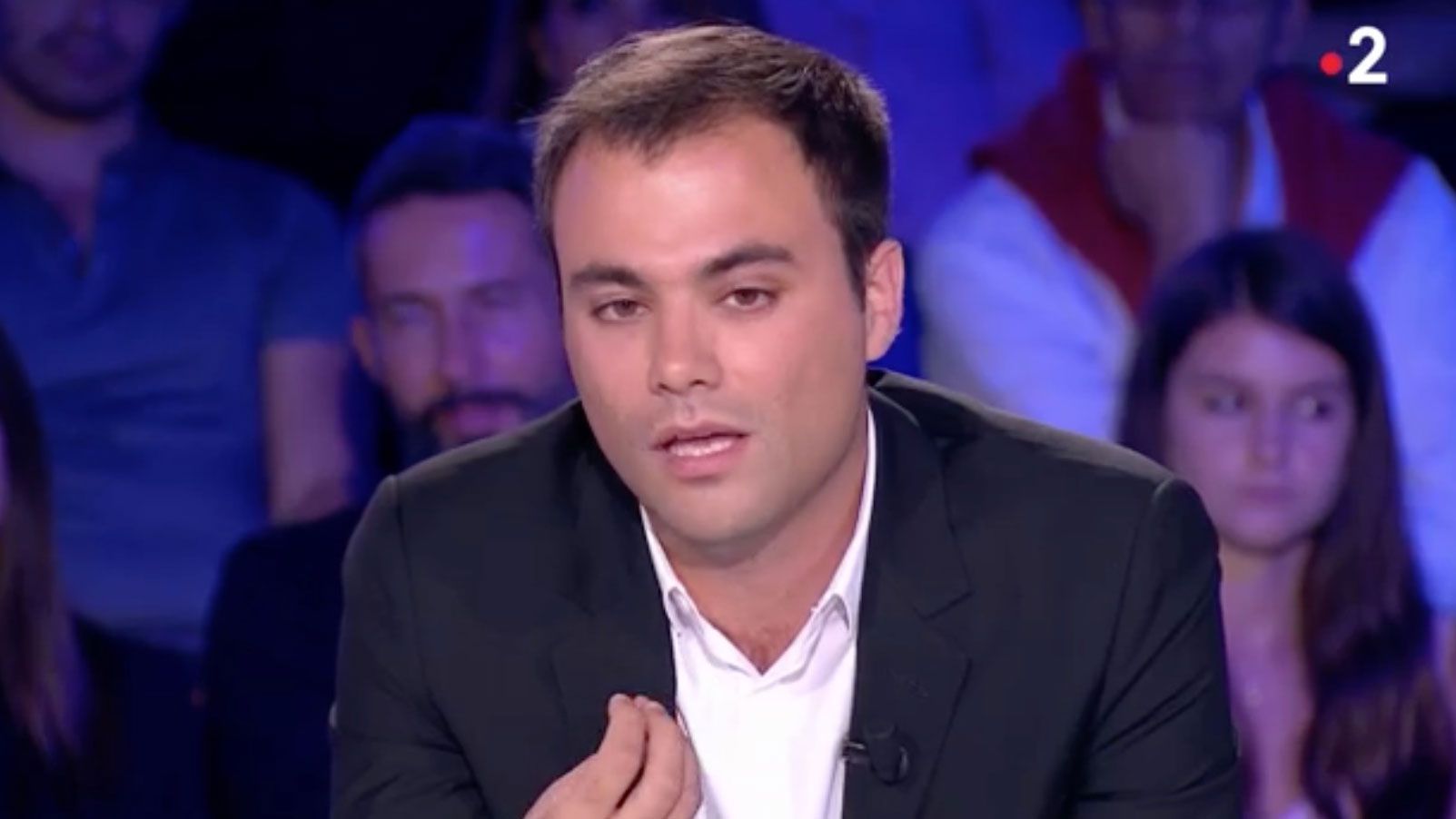 Charles Consigny dévoile son salaire dans ONPC et ne masque pas sa déception