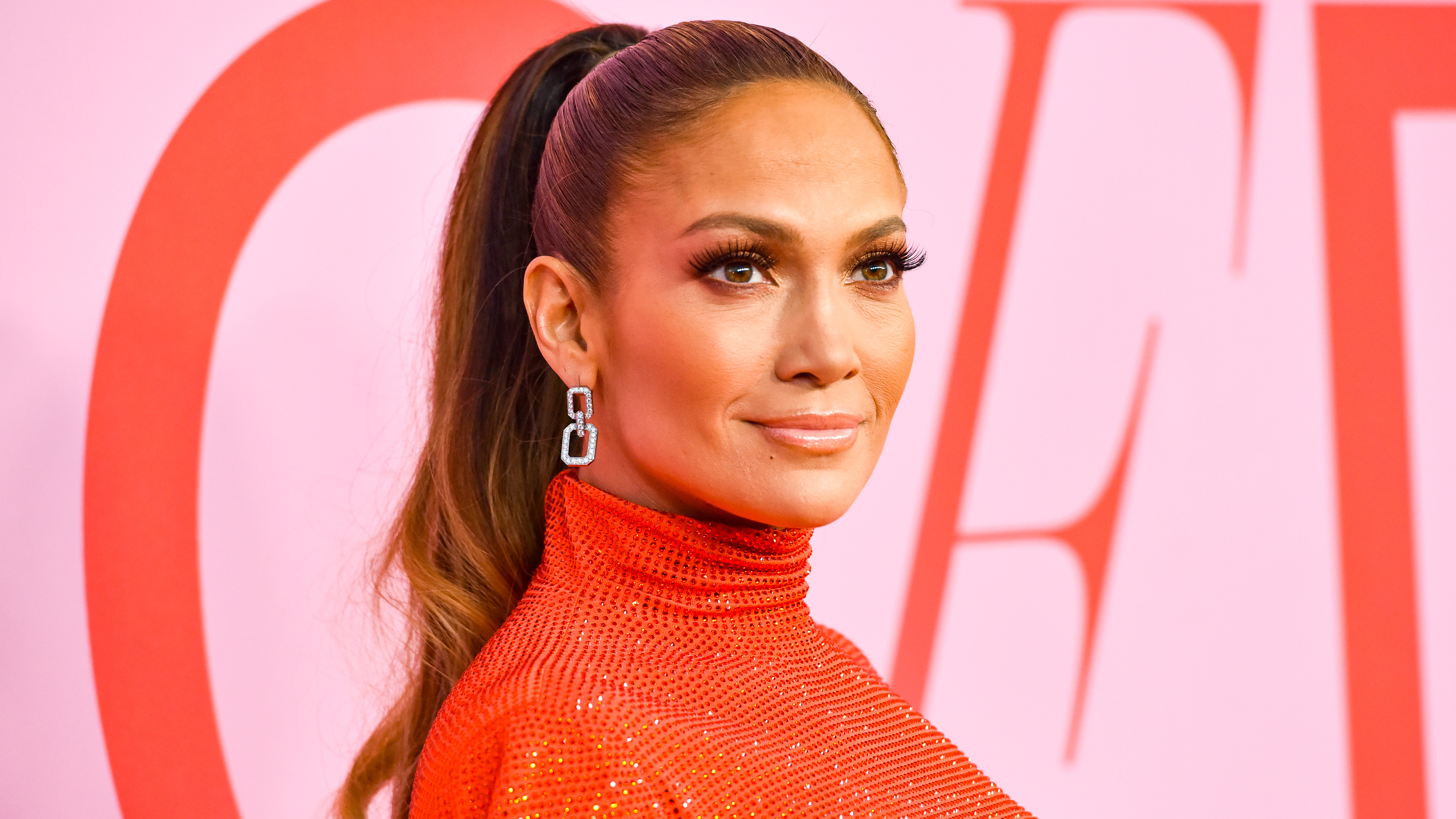Jennifer Lopez : Sa folle performance sur une barre de pole dance