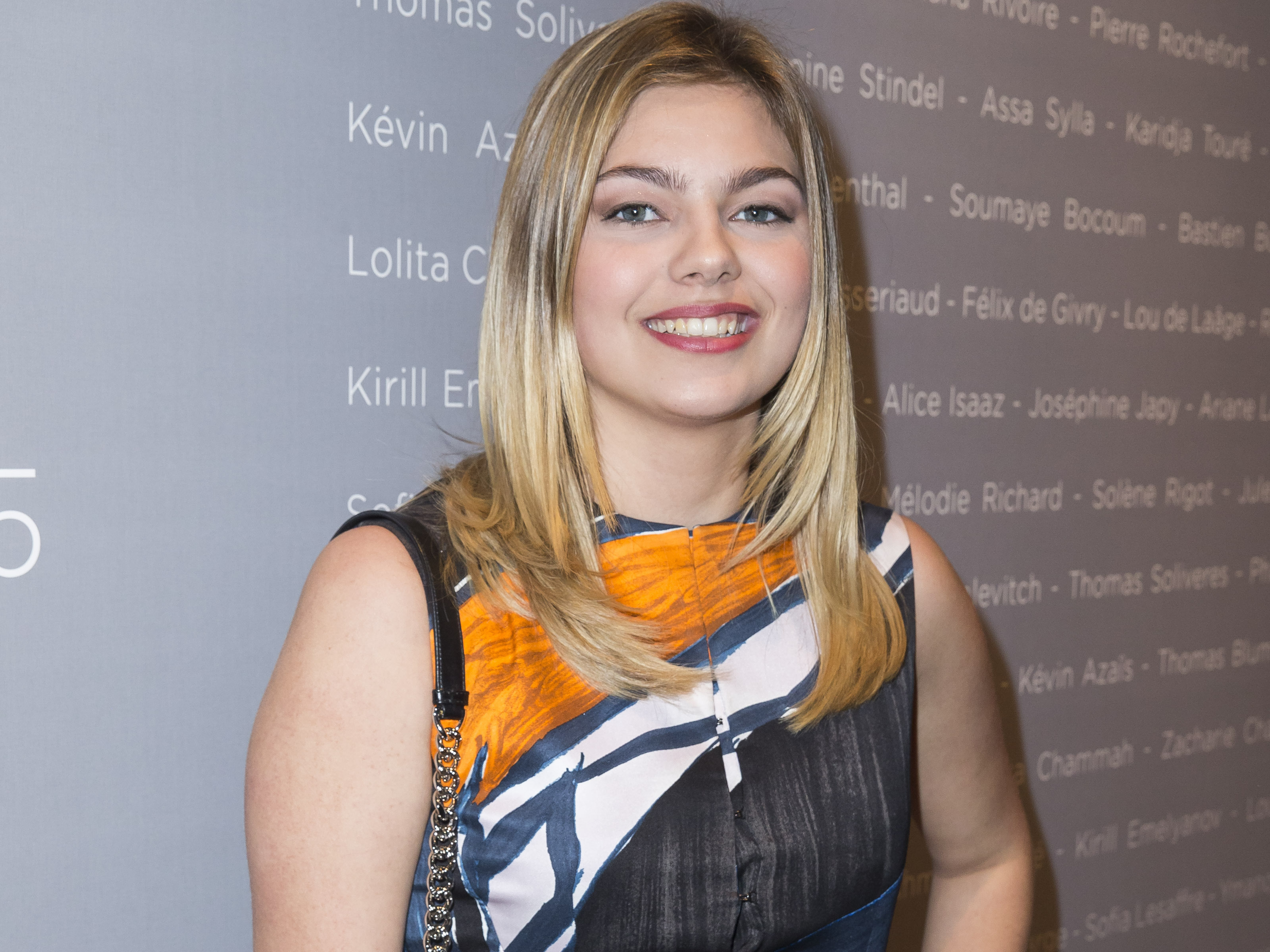 Louane métamorphosée : Sa surprenante folie capillaire attire l'attention