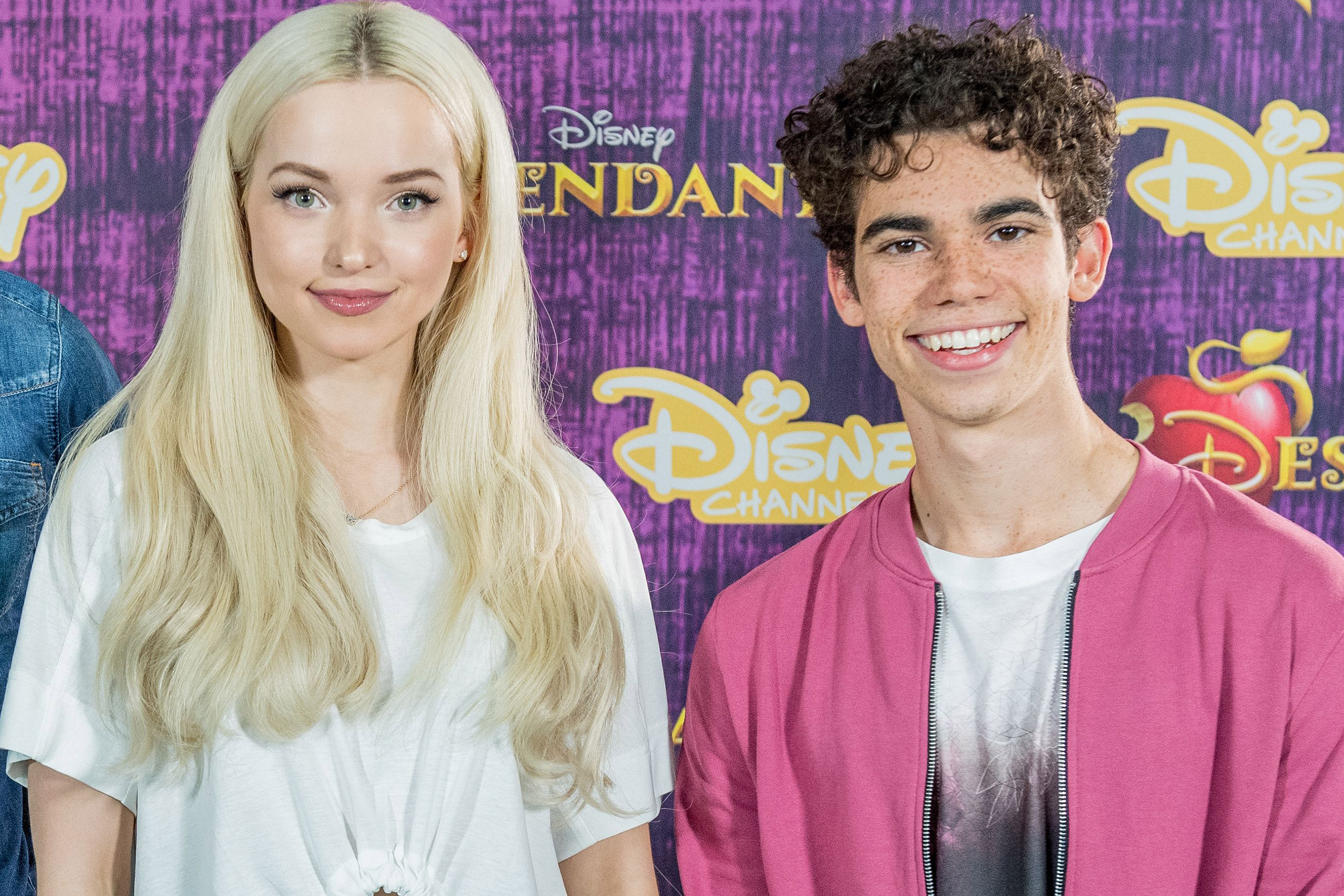 Mort de Cameron Boyce : anéantie, son amie Dove Cameron lui rend un hommage déchirant