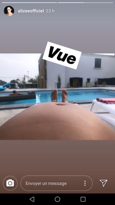 Alizée enceinte : La future maman ne cache plus son baby bump