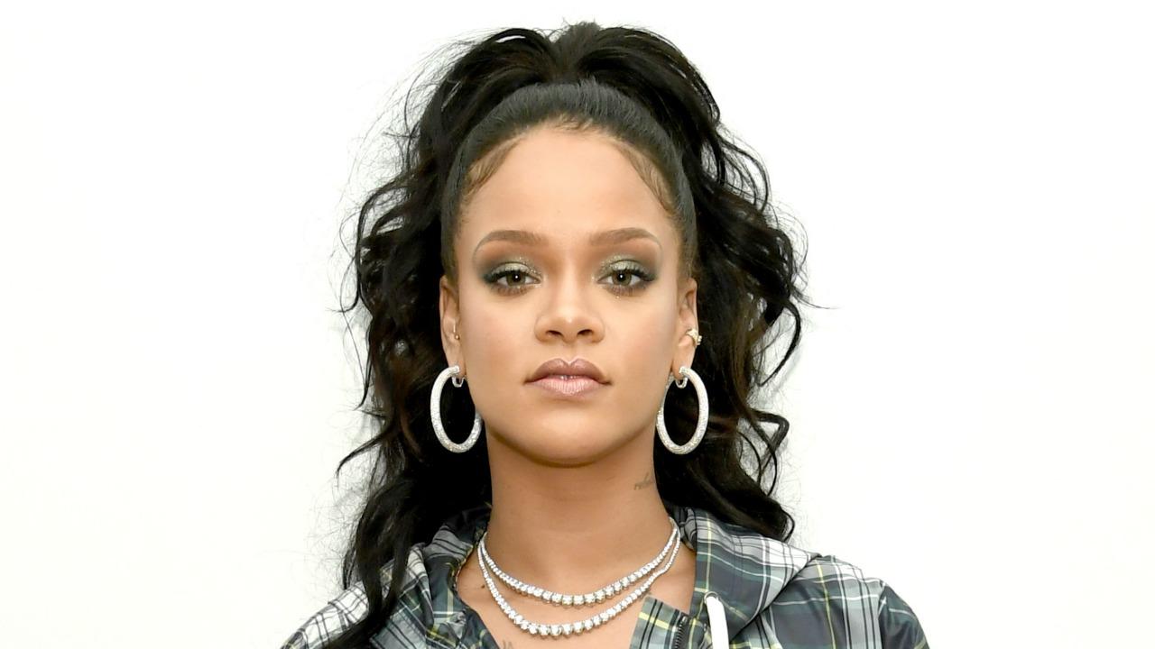 Rihanna demande pardon à ses proches sur Instagram
