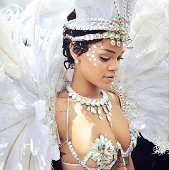 Rihanna une fois de plus éblouissante au carnaval de la Barbade