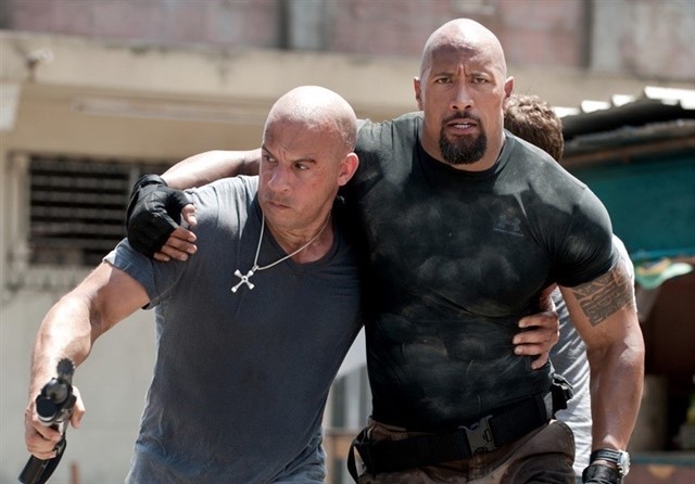Fast and Furious : Vin Diesel et Dwayne Johnson brouillés ? Le scénariste met les choses au clair