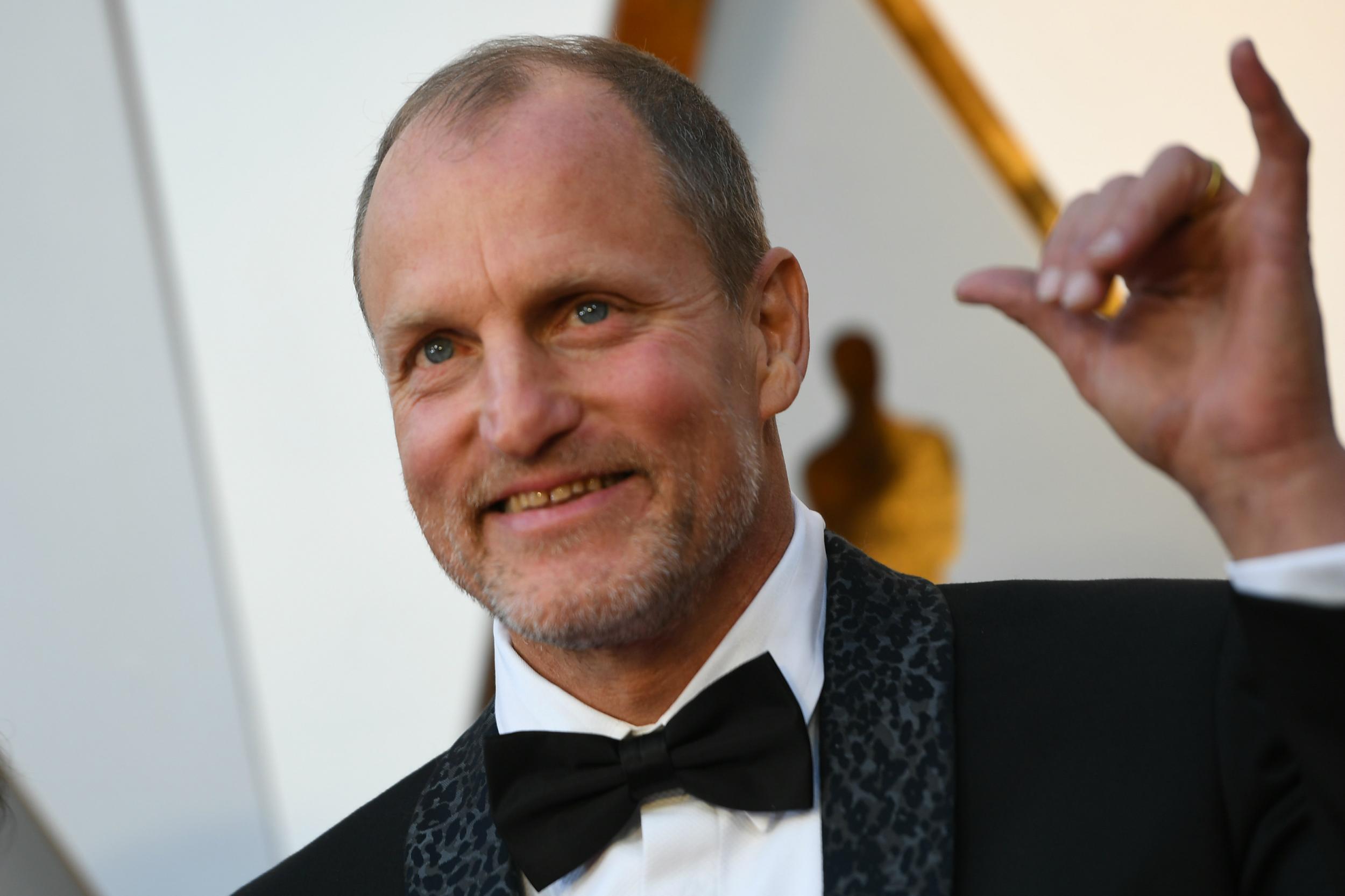 Woody Harrelson : Sa technique peu recommandable pour &quot;survivre&quot; à un dîner avec les Trump