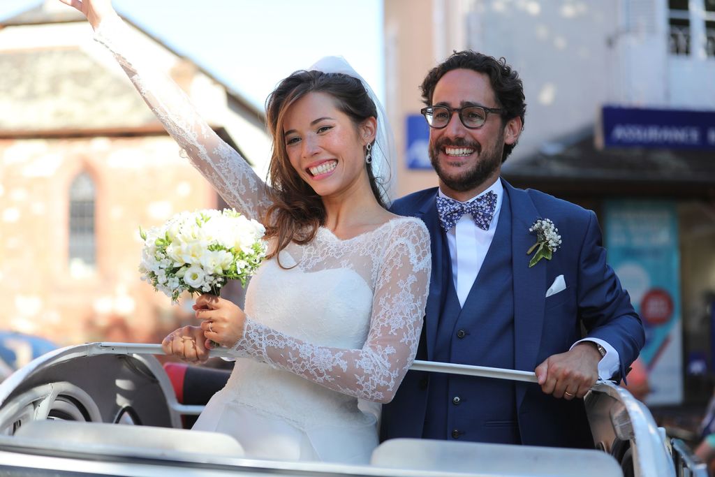 Emilie Broussouloux & Thomas Hollande fêtent 1 an de mariage : découvrez des photos inédites de la cérémonie