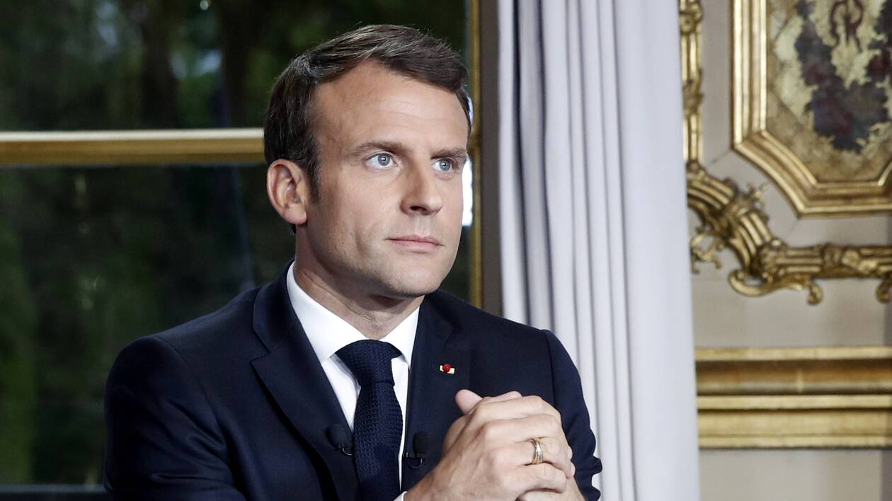 Emmanuel Macron : Un champion de MMA menace de lui « tordre le cou » !