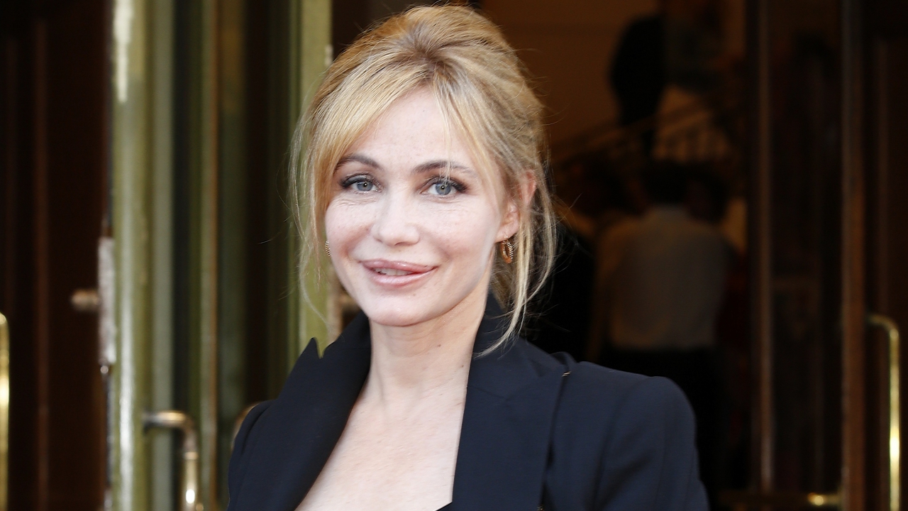 Emmanuelle Béart se dévoile sans maquillage : elle bluffe les internautes