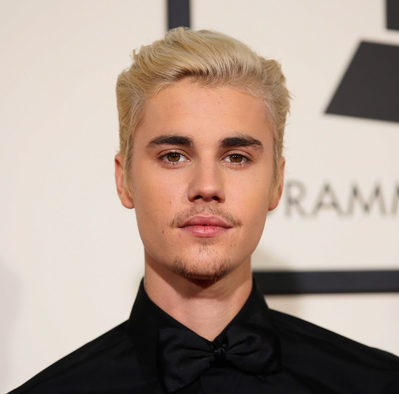 Justin Bieber se confie : « J’ai commencé les drogues dures à 19 ans »