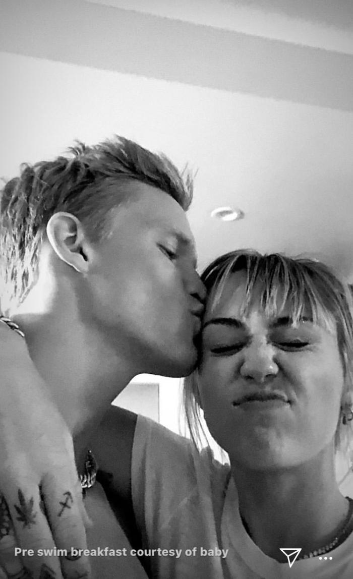 Miley Cyrus et Cody Simpson en couple ? Le point sur leur relation