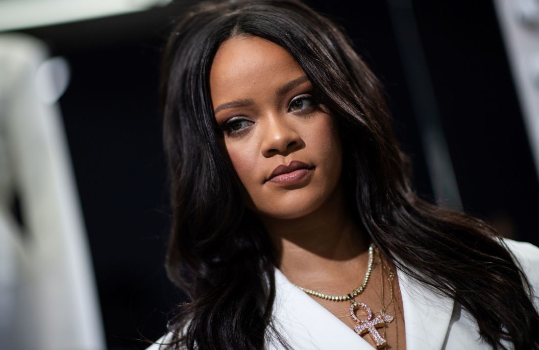 Rihanna enceinte ? La chanteuse donne une réponse très inattendue !
