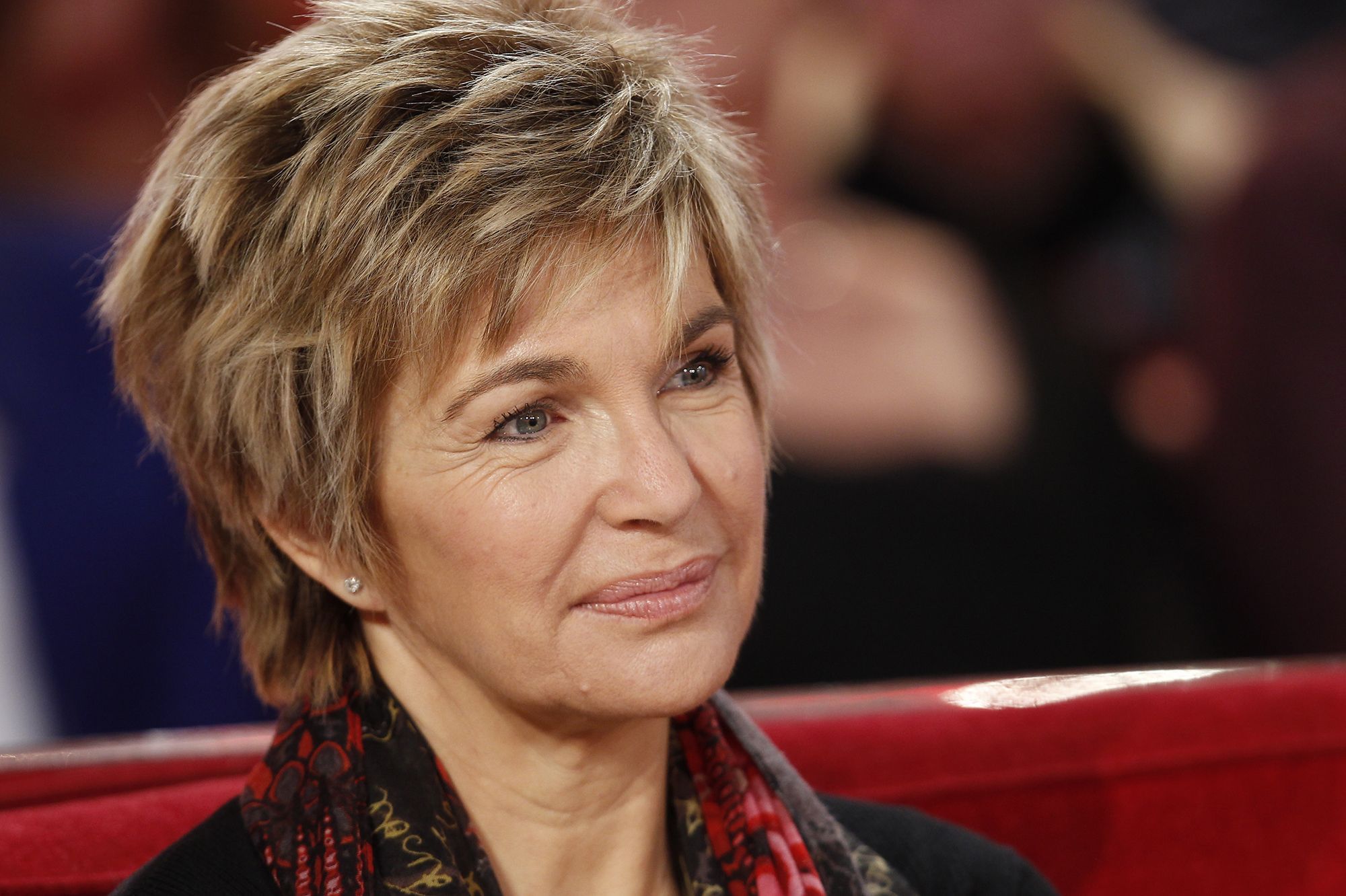 Véronique Jannot atteinte d'un cancer à 22 ans : Alain Delon a mal vécu qu'elle ne lui ait rien dit