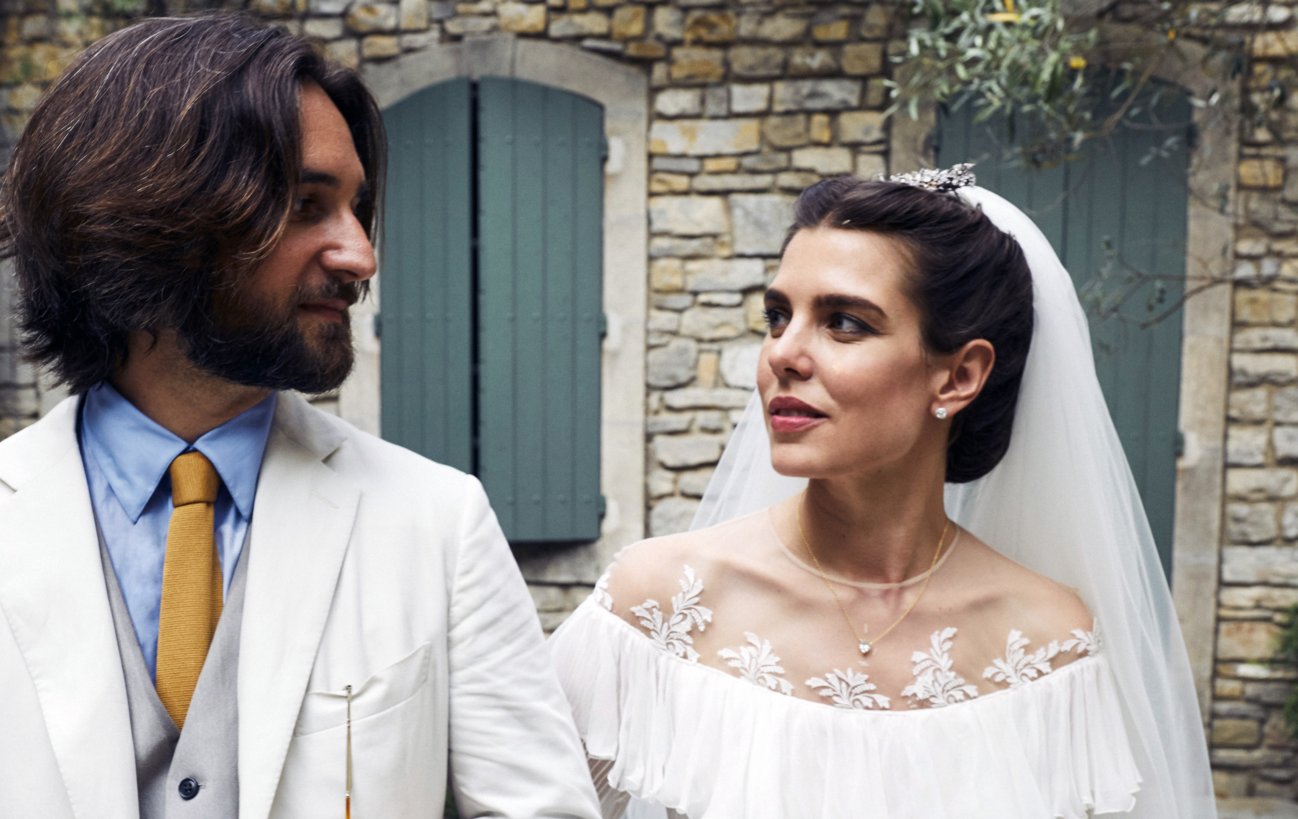 Charlotte Casiraghi et Dimitri Rassam en pleine crise conjugale ? &quot;L'ambiance n'est pas à la légèreté&quot;