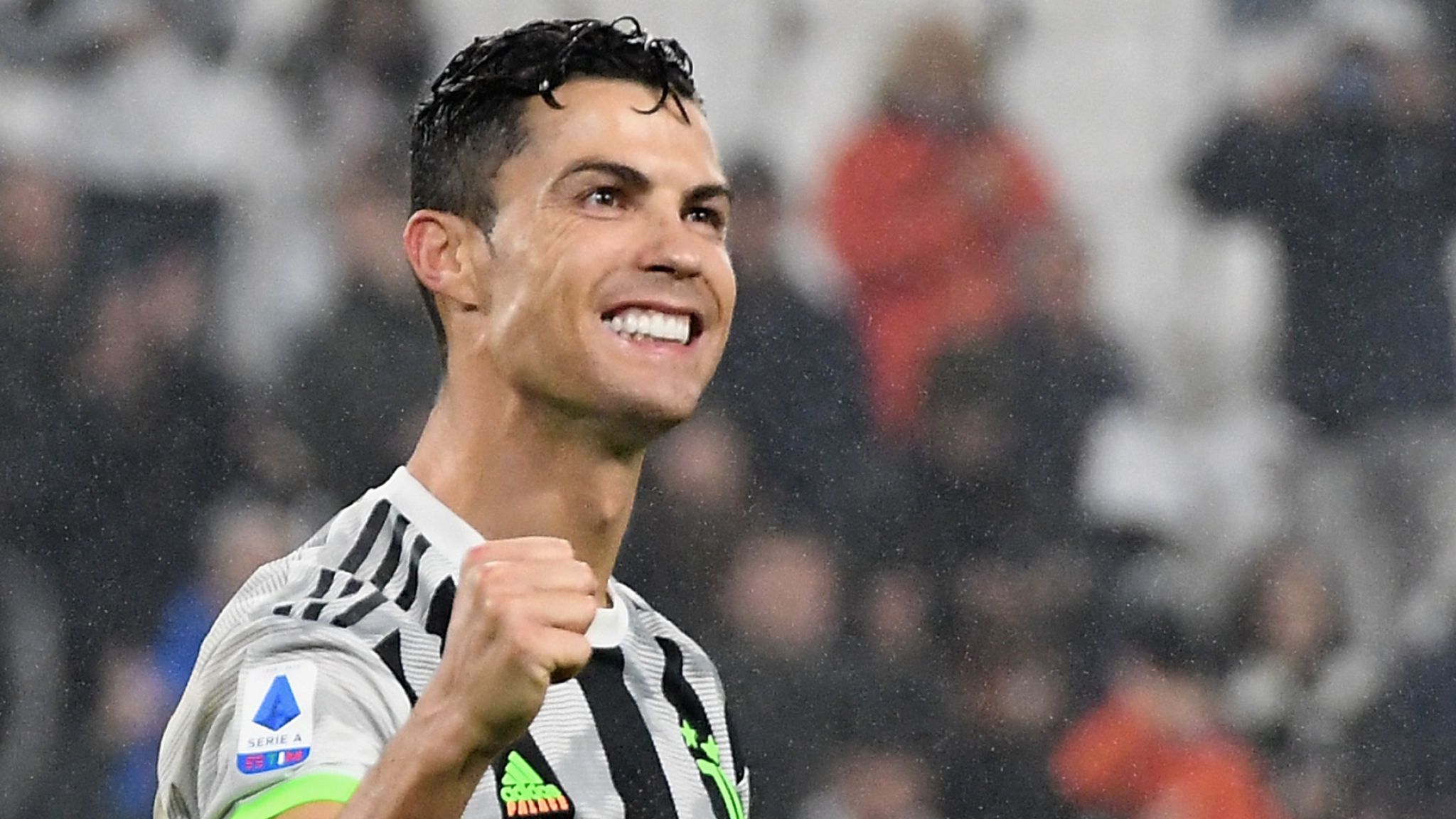 Cristiano Ronaldo : le footballeur plus sexy que jamais en pleine séance de sport