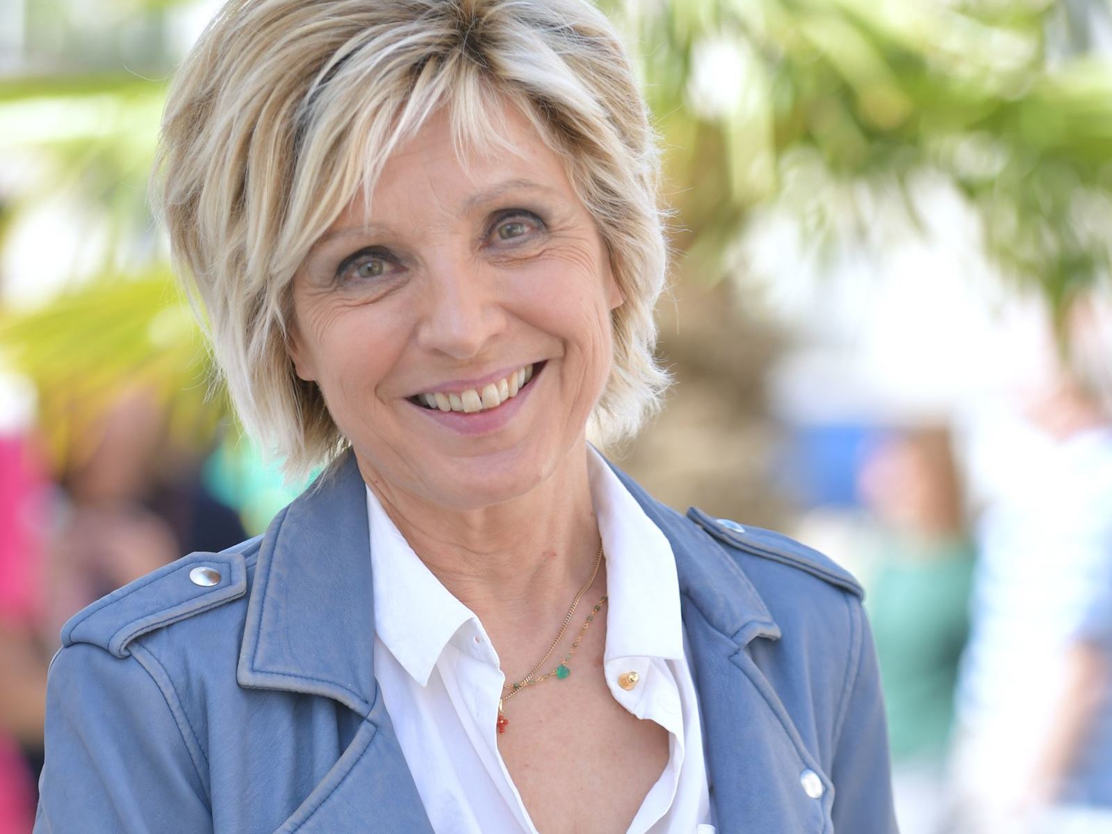 Evelyne Dhéliat se confie sur son cancer : "C'était compliqué pour moi de vivre tout cela"